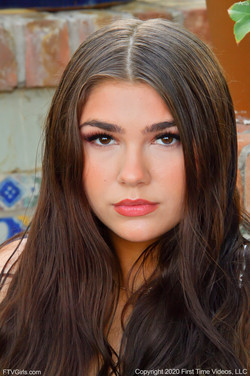 Aria_Taylor_pic/FTVGirls.com_20.07.17.Aria.Youthful.Exposure (х108)/aria01014.jpg