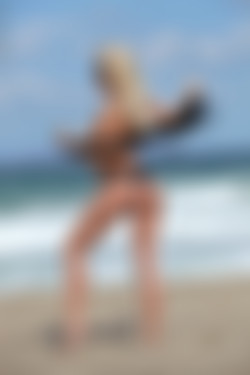 photodromm.com - 2012-08/evelyn - 18 - oceanic/18l.jpg