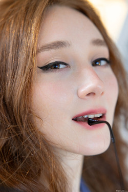 MetArt.com 2026-01-14/[MetArt.com] 26-01-14 Alice Mido - Page Turner (x122) 5464x8192/MetArt_Page-Turner_Alice-Mido_high_0010.jpg