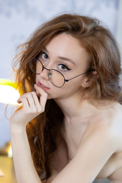 MetArt.com 2026-01-14/[MetArt.com] 26-01-14 Alice Mido - Page Turner (x122) 5464x8192/MetArt_Page-Turner_Alice-Mido_high_0030.jpg