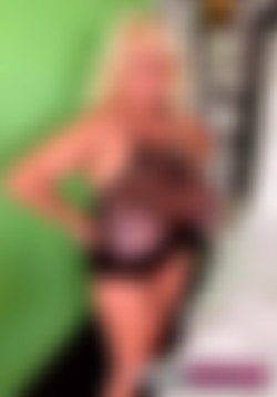 Onlyfans.com - kaylakleevage/Images/05-02-2020-142065793.jpg