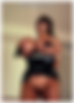 Onlyfans.com - kaylakleevage/Images/02-11-2018-15558570.jpg