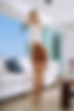 [InTheCrack] Candee Licious - Picsets/1751 Candee Licious/1751_005.jpg