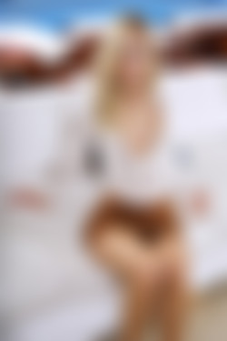 [InTheCrack] Candee Licious - Picsets/1751 Candee Licious/1751_008.jpg