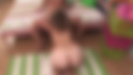 CumaholicTeens.com (Pack 20 Videos) - [Extended versions]/Video HD/Simone.mp4