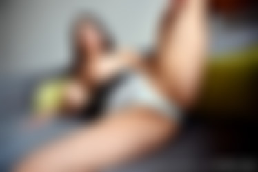 TigerrJuggs.com/Galleries/Heel Slave/pic140720_039.jpg