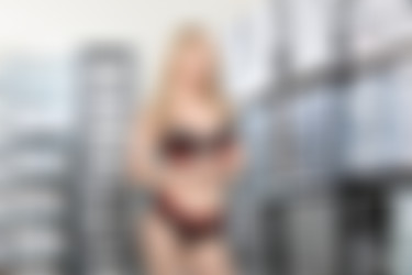 CherryPimps.com_05.10.20.Alix.Lynx.&.Kiara.Edwards.Getting.Caught.By.The.Boss.And.Being.Rewarded.More.Solo.XXX.iMAGESET-IMNoob/cherrypimps_alixlynx_kiaraedwards_25.jpg