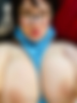 [OnlyFans.com] PeonyFelicity - Update May 5 2023/Images/2320x3088_62f916cbf43d6a8e806fb183474b853e.jpg