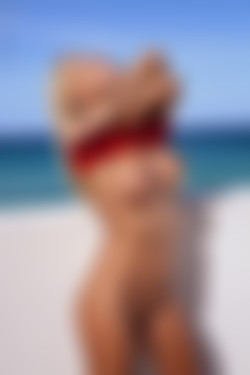 [photodromm.com] 2015-12/[photodromm.com] - 2015.12.04 - Brigitta - Red, White & Blonde (x54) 2000x3000/35l.jpg