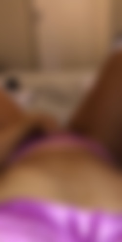 [OnlyFans.com] Elle Brooke (@ellebrookeuk)/18-08-17 1900316 626x1234.mp4