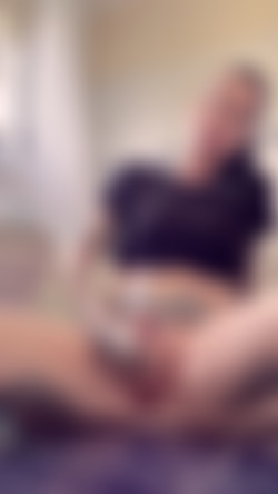 [Onlyfans.com] Bianca (@bibibratx)/(2023-09-18) Bathroom Cumshot.mp4