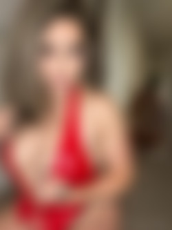 OnlyFans_HotwifeJadeLi/Images/2024-02-07_2316x3088_92ac864c30f2a898c4f6a1cac82f8636.jpeg