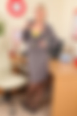 Only Secretaries In Suits 12.01.2012 - 26.12.2012/23rd April 2012/Michelle M_3bq8udaa/v7i_0014.JPG