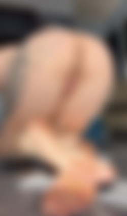 [OnlyFans.com] GillisBeeNaughty - SiteRip/images/1284x2178_e56f7e5fc0e8101eafc7bf35e182e3e5.jpg