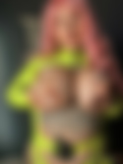 [OnlyFans.com] GillisBeeNaughty - SiteRip/images/1536x2048_0177de8b1f9afb767eddf4e8919cf393.jpg