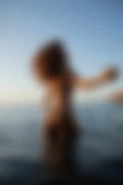 2021phdee/2021-08/[photodromm.com] - 04.08.2021 - Lola - Blue Water (x50, 3000px)/Blue Water (30).jpg