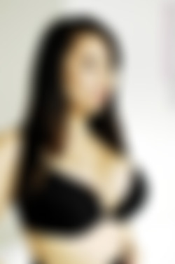 TigerrJuggs.com/Galleries/Hottest Wife/pic110903_036.jpg