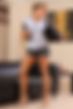 Only Secretaries In Suits 12.01.2012 - 26.12.2012/2nd March 2012/Naomi K_eowiu96o/6es_0026.JPG