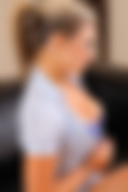 Only Secretaries In Suits 12.01.2012 - 26.12.2012/2nd March 2012/Naomi K_eowiu96o/6es_0052.JPG