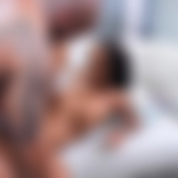 Zoey Sinn - Oiled Up Blackness (14.11.2022)_1080p.mp4