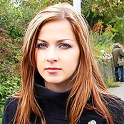 Public sex with a naughty hottie (Abi)