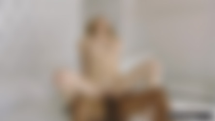 Blacked/2018.05.30 - Sinderella - Layover Hook-Up-293.mkv