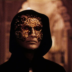 Eyes.Wide.Shut.1999.2160p.UHD.x265.WB.35mm.Scan.v2.DTS.5.1